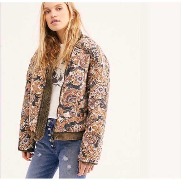Free People Jackets & Blazers - Free People Quilted‎ Tapestry Reversible Paisley Bomber Jacket XS Boho Vintage